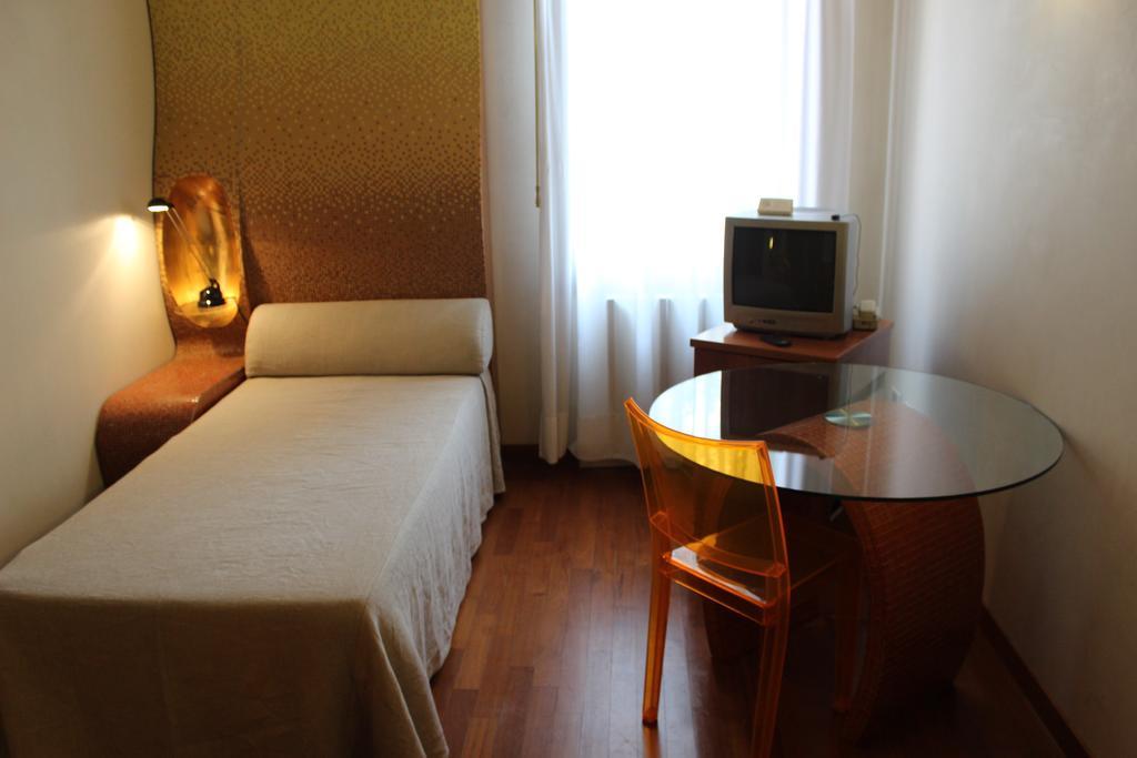 Bed and Breakfast Domus Orsoni Venecia Exterior foto