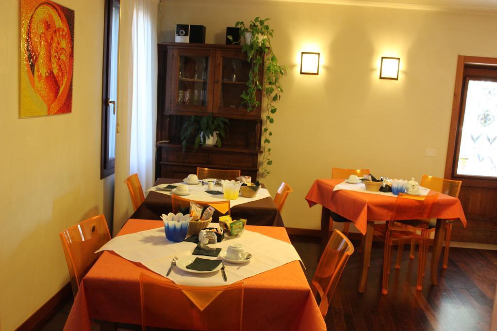 Bed and Breakfast Domus Orsoni Venecia Exterior foto